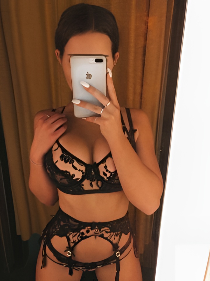 Сабина привлекательная девушка из Октябрьского цена от 5000 руб