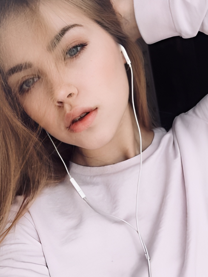 Виктория привлекательная девушка из Октябрьского цена от 2500 руб