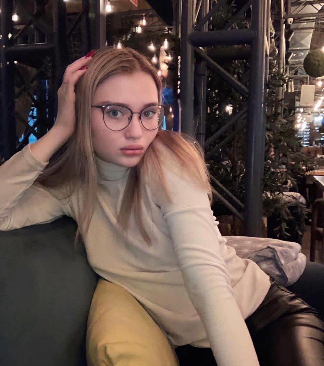 Марго привлекательная девушка из Октябрьского цена от 3000 руб